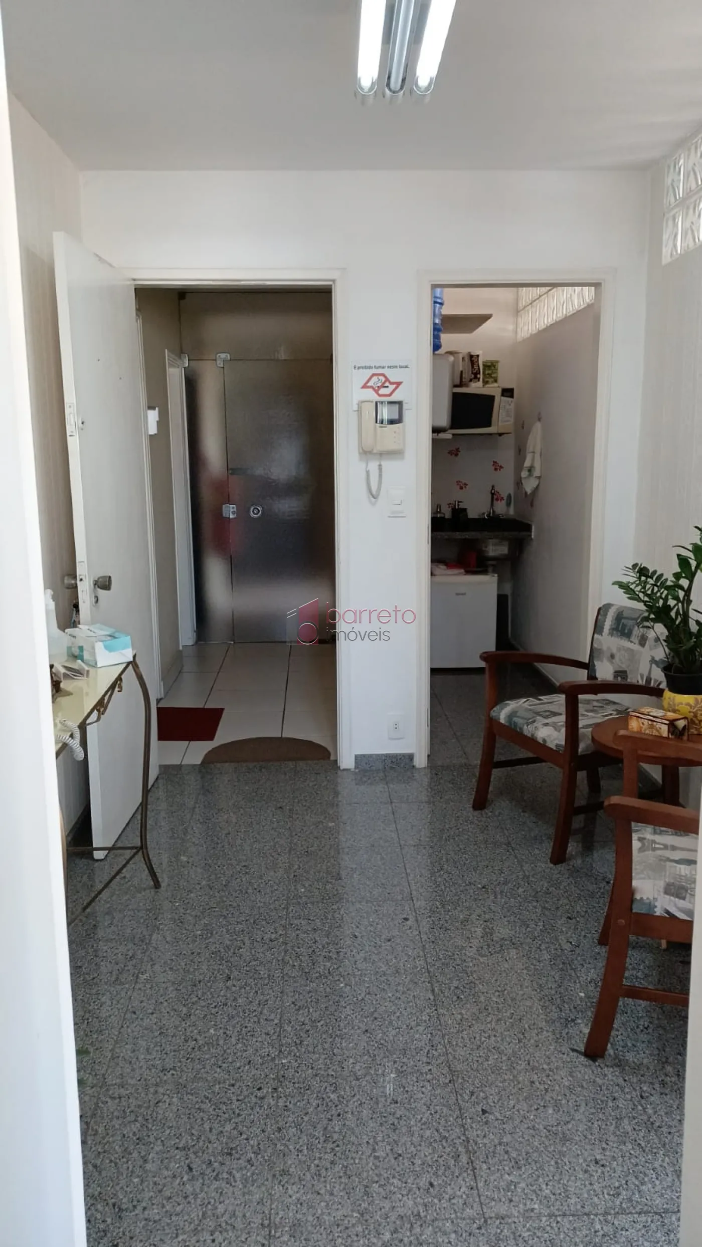 SALA COMERCIAL PARA VENDA NO EDIFÍCIO MARIJU – JUNDIAÍ/SP