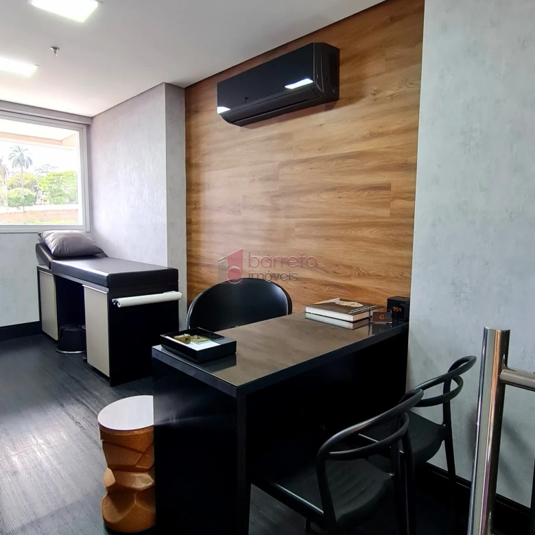 SALA COMERCIAL À VENDA NO THE ONE OFFICE TOWER EM JUNDIAÍ/SP