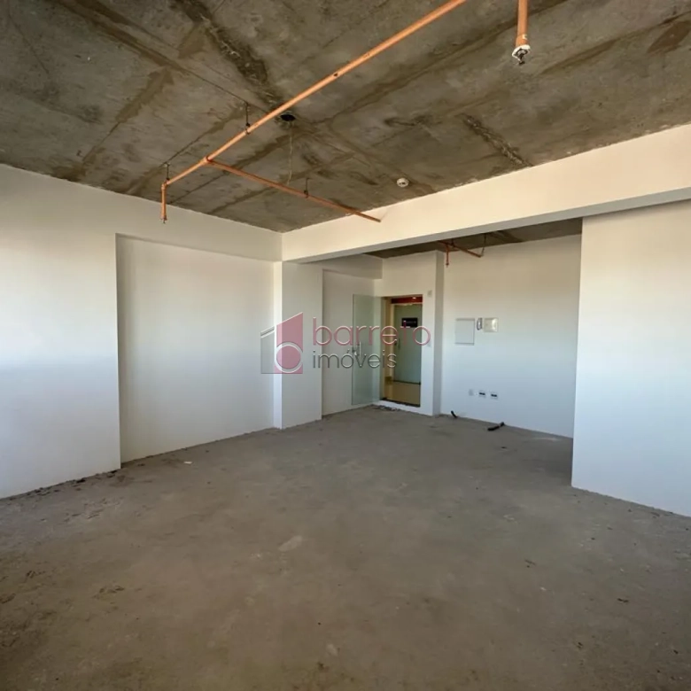 SALA COMERCIAL À VENDA NO THE ONE OFFICE TOWER EM JUNDIAÍ/SP