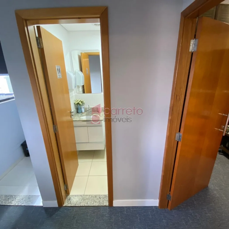SALA COMERCIAL PARA VENDA NO CONDOMÍNIO UFFIZI – JUNDIAÍ/SP