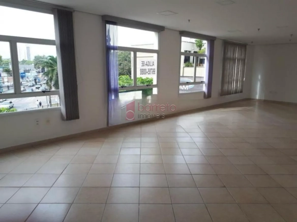 SALA À VENDA NO EDIFÍCIO CENTRO COMERCIAL TEBAS – JUNDIAÍ/SP