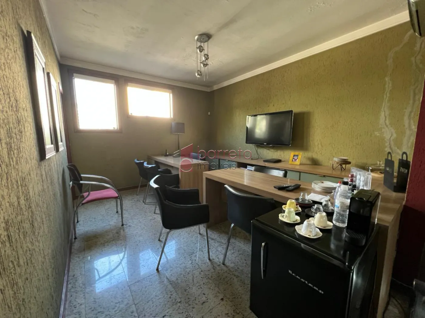 SALÃO COMERCIAL PARA VENDA E LOCAÇÃO NA REGIÃO CENTRAL – JUNDIAÍ/SP
