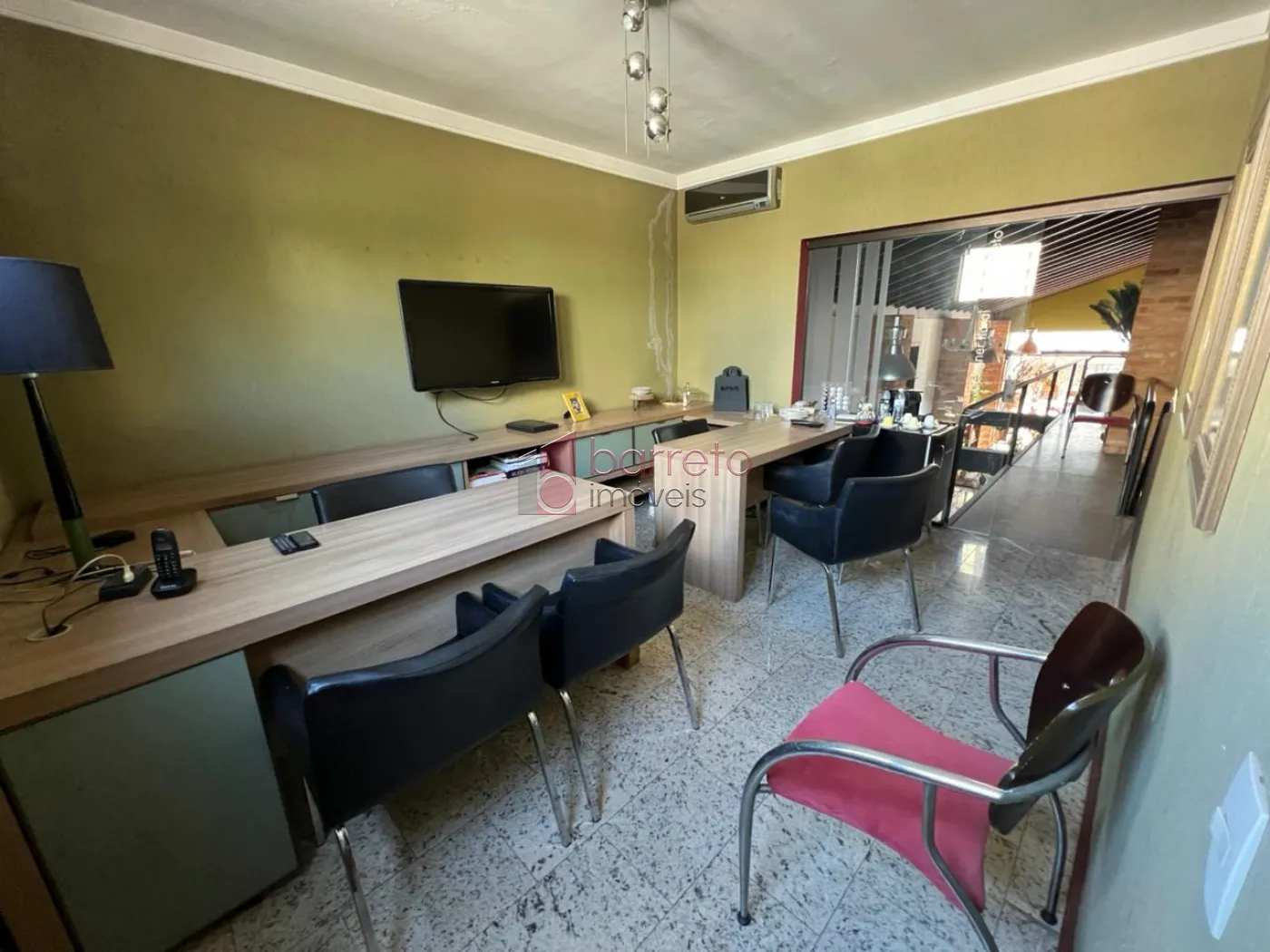 SALÃO COMERCIAL PARA VENDA E LOCAÇÃO NA REGIÃO CENTRAL – JUNDIAÍ/SP