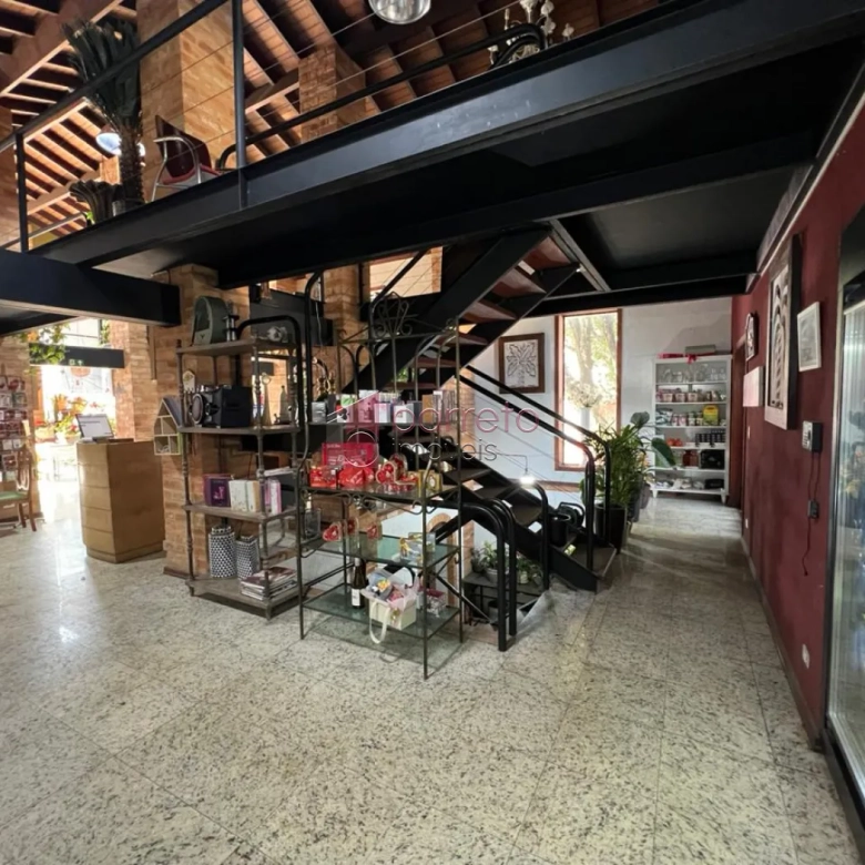 SALÃO COMERCIAL PARA VENDA E LOCAÇÃO NA REGIÃO CENTRAL – JUNDIAÍ/SP