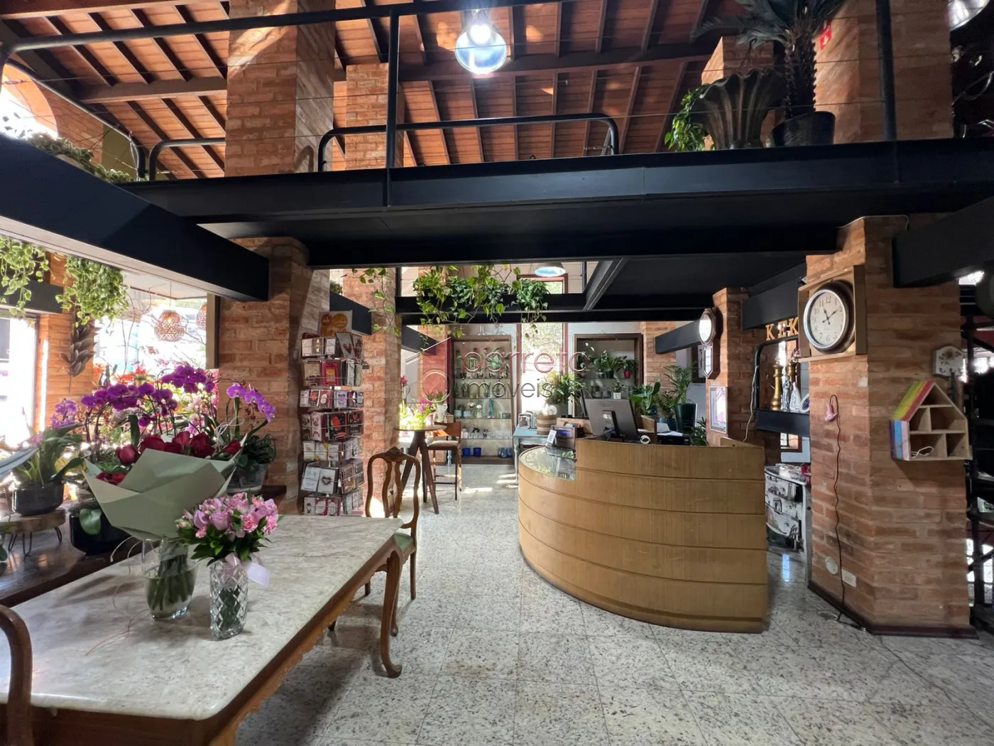 SALÃO COMERCIAL PARA VENDA E LOCAÇÃO NA REGIÃO CENTRAL – JUNDIAÍ/SP