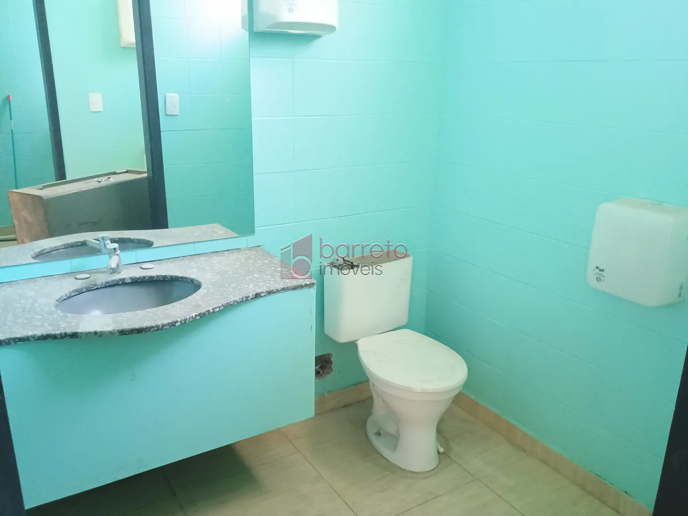 Salão comercial para Venda e Locação no centro de Jundiaí.