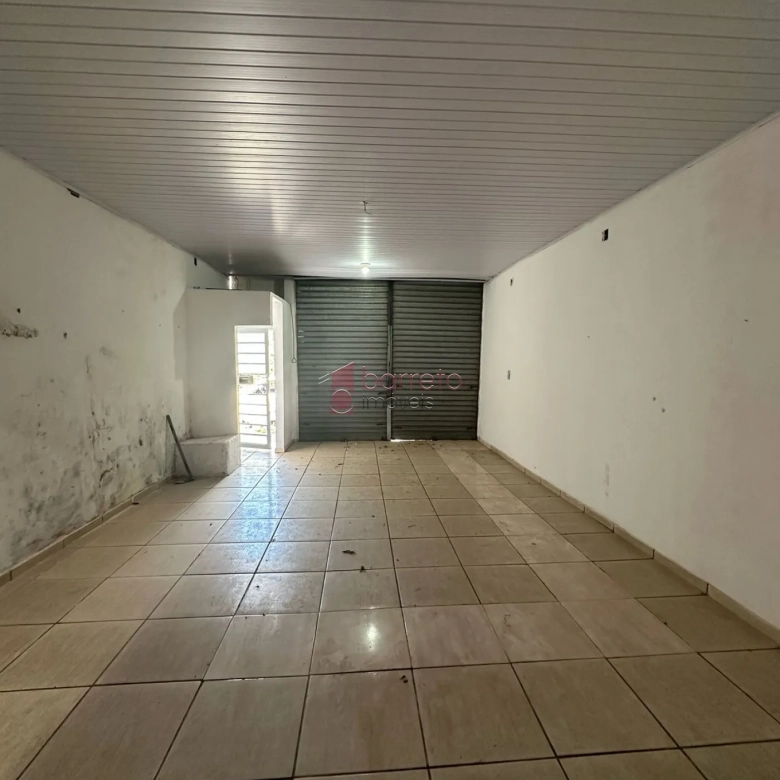 SALÃO COMERCIAL À VENDA OU LOCAÇÃO  NO BAIRRO DOS FERNANDES JUNDIAÍ