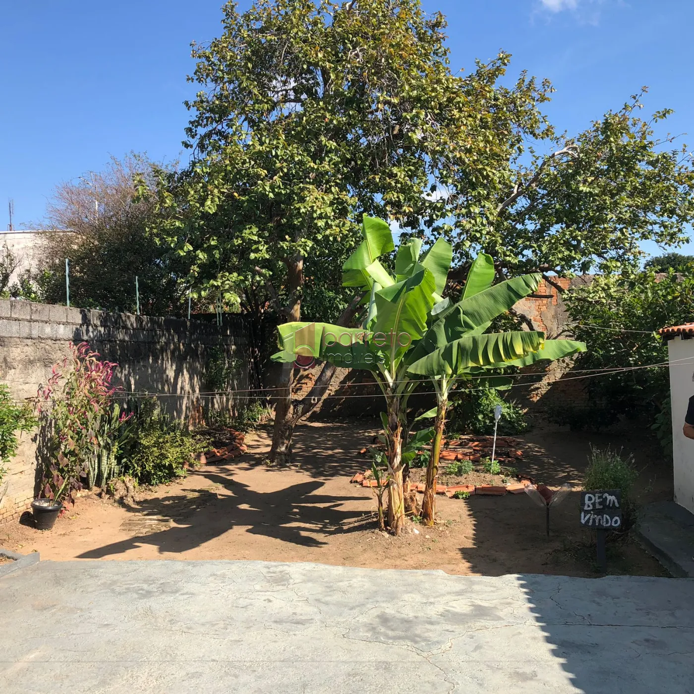 SALÃO COMERCIAL À VENDA COM CASA NOS FUNDOS NA VILA JOANA – JUNDIAÍ/SP