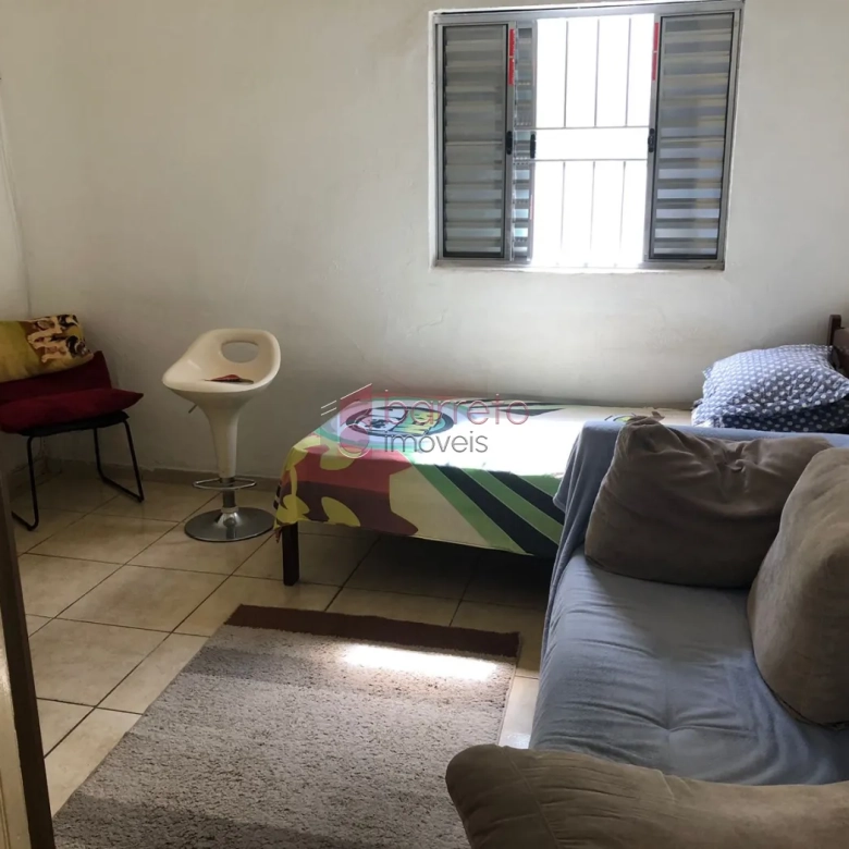 SALÃO COMERCIAL À VENDA COM CASA NOS FUNDOS NA VILA JOANA – JUNDIAÍ/SP
