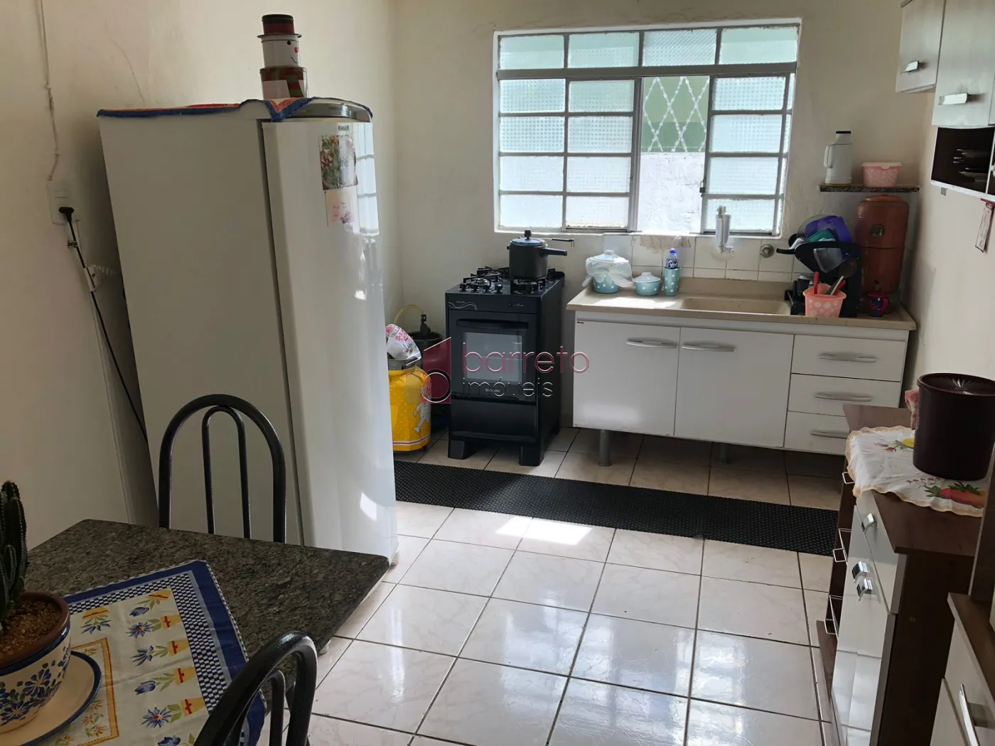 SALÃO COMERCIAL À VENDA COM CASA NOS FUNDOS NA VILA JOANA – JUNDIAÍ/SP