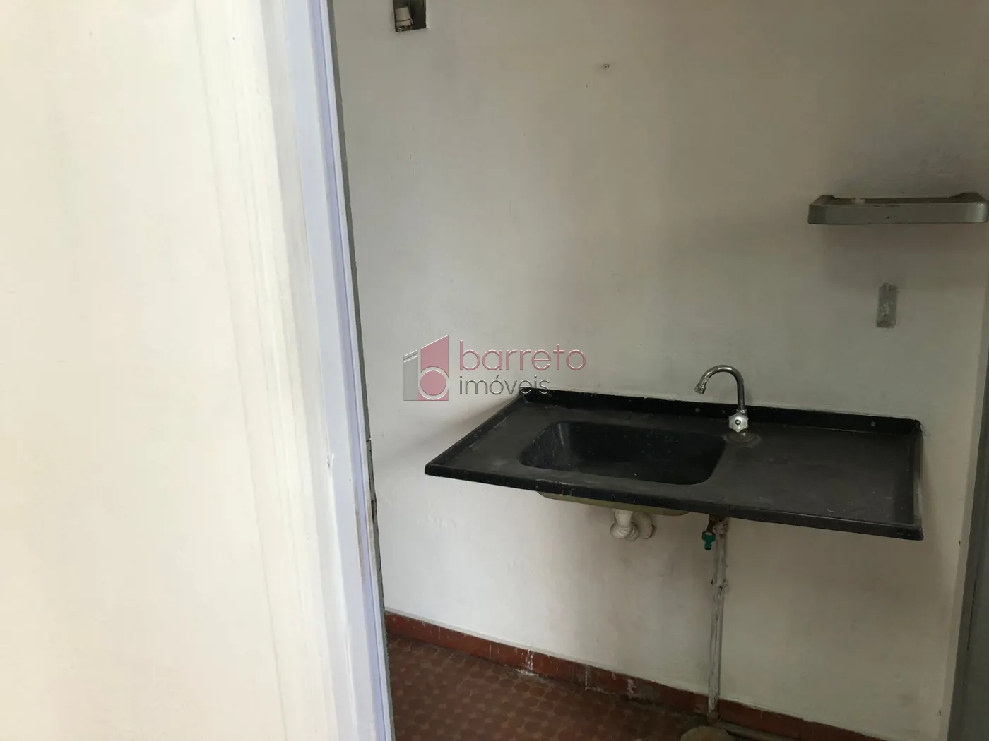 SALÃO COMERCIAL À VENDA COM CASA NOS FUNDOS NA VILA JOANA – JUNDIAÍ/SP
