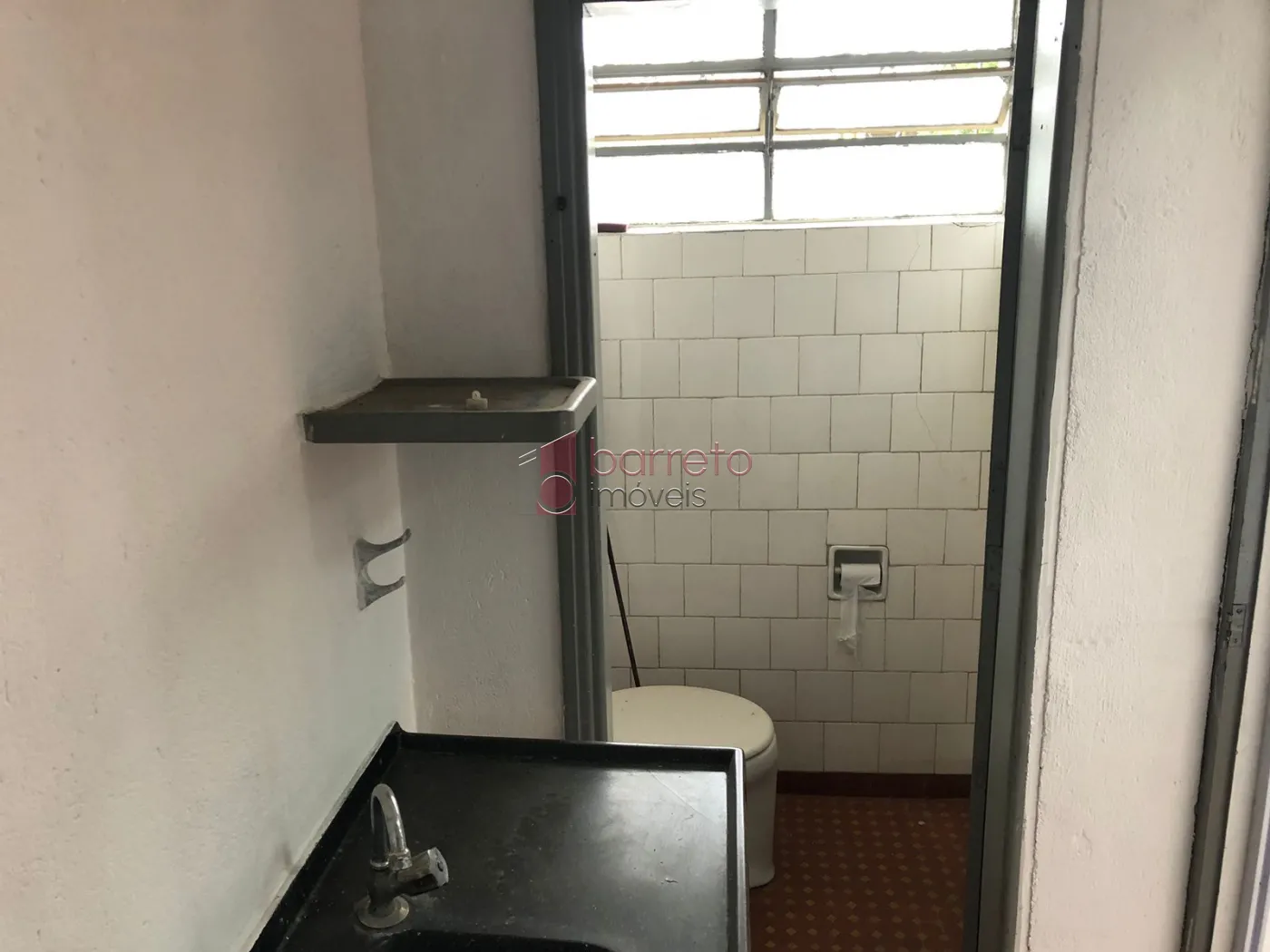 SALÃO COMERCIAL À VENDA COM CASA NOS FUNDOS NA VILA JOANA – JUNDIAÍ/SP