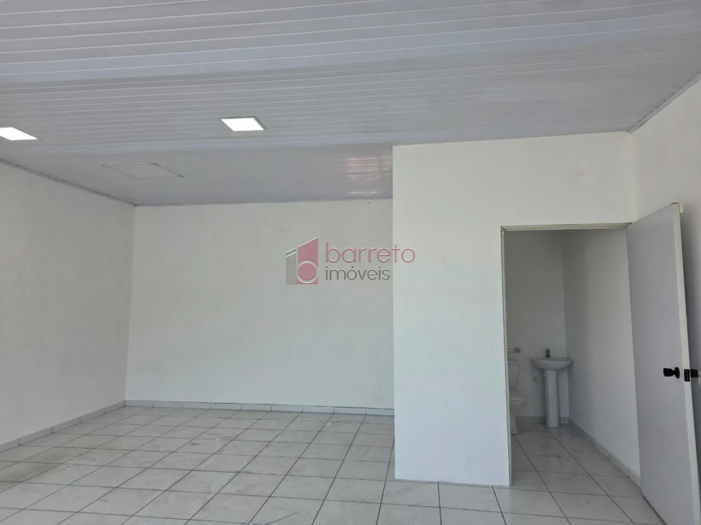 SALÃO COMERCIAL PARA LOCAÇÃO NA VIANELO – JUNDIAÍ/SP