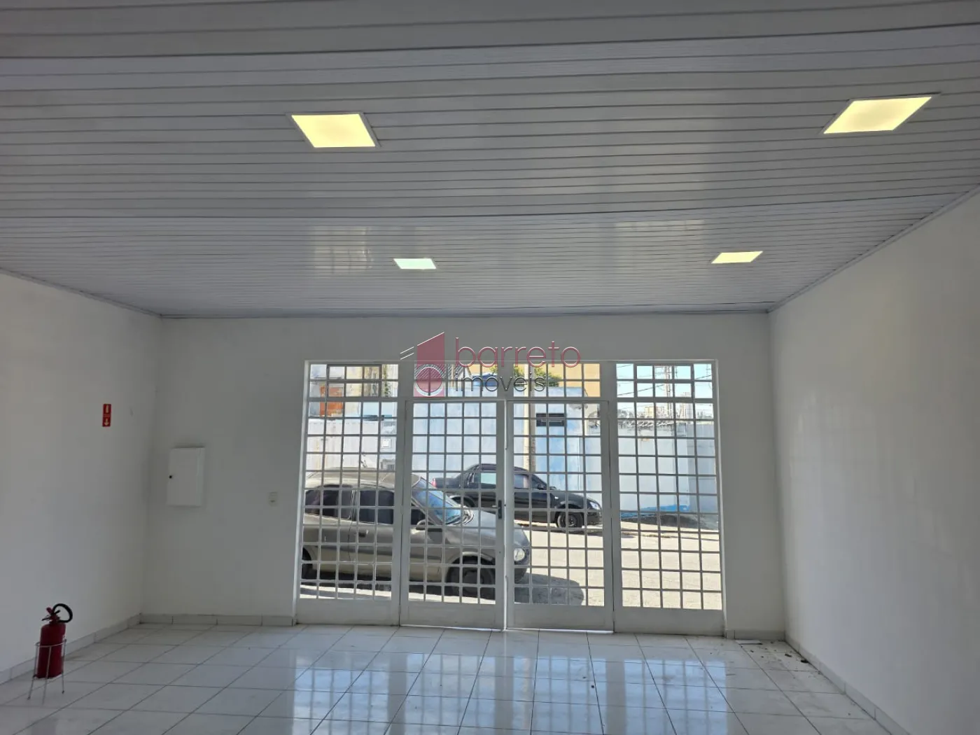 SALÃO COMERCIAL PARA LOCAÇÃO NA VIANELO – JUNDIAÍ/SP