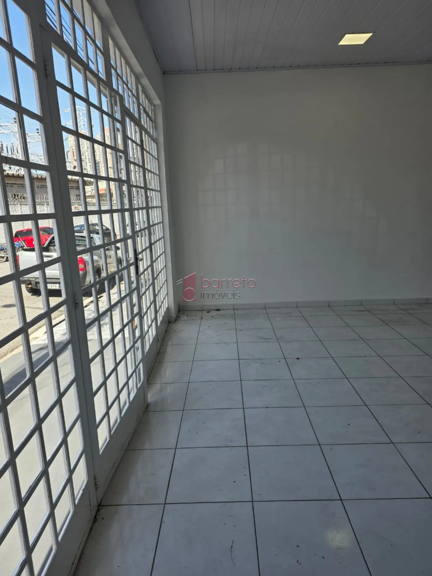 SALÃO COMERCIAL PARA LOCAÇÃO NA VIANELO – JUNDIAÍ/SP