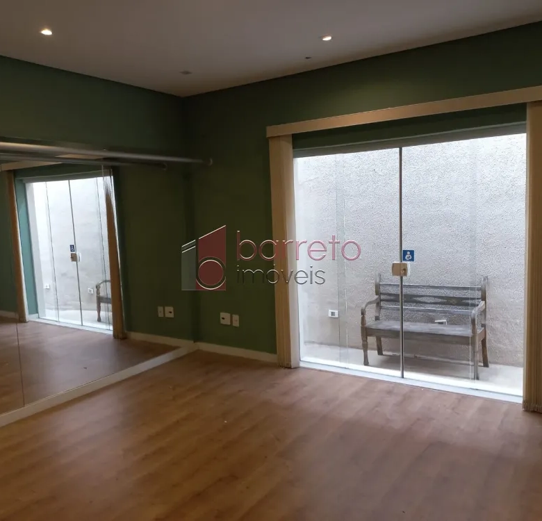 CASA/SALÃO COMERCIAL PARA VENDA NA VILA VIRGINIA (RUA DO RETIRO) EM JUNDIAÍ/SP