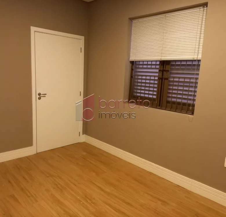 CASA/SALÃO COMERCIAL PARA VENDA NA VILA VIRGINIA (RUA DO RETIRO) EM JUNDIAÍ/SP
