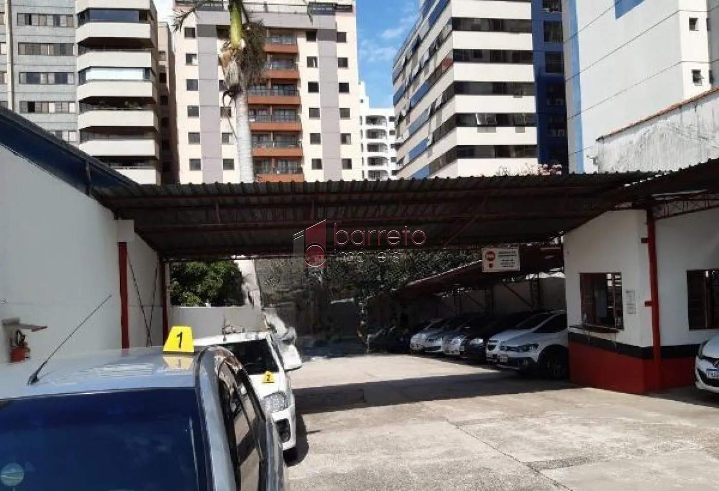 ESTACIONAMENTO E CASA PARA VENDA CENTRO JUNDIAI