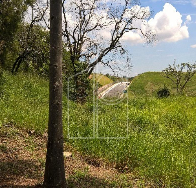 AREA PARA VENDA FINAL AVENIDA NOVE DE JULHO TREVO DA ANHANGUERA JUNDIAI SP