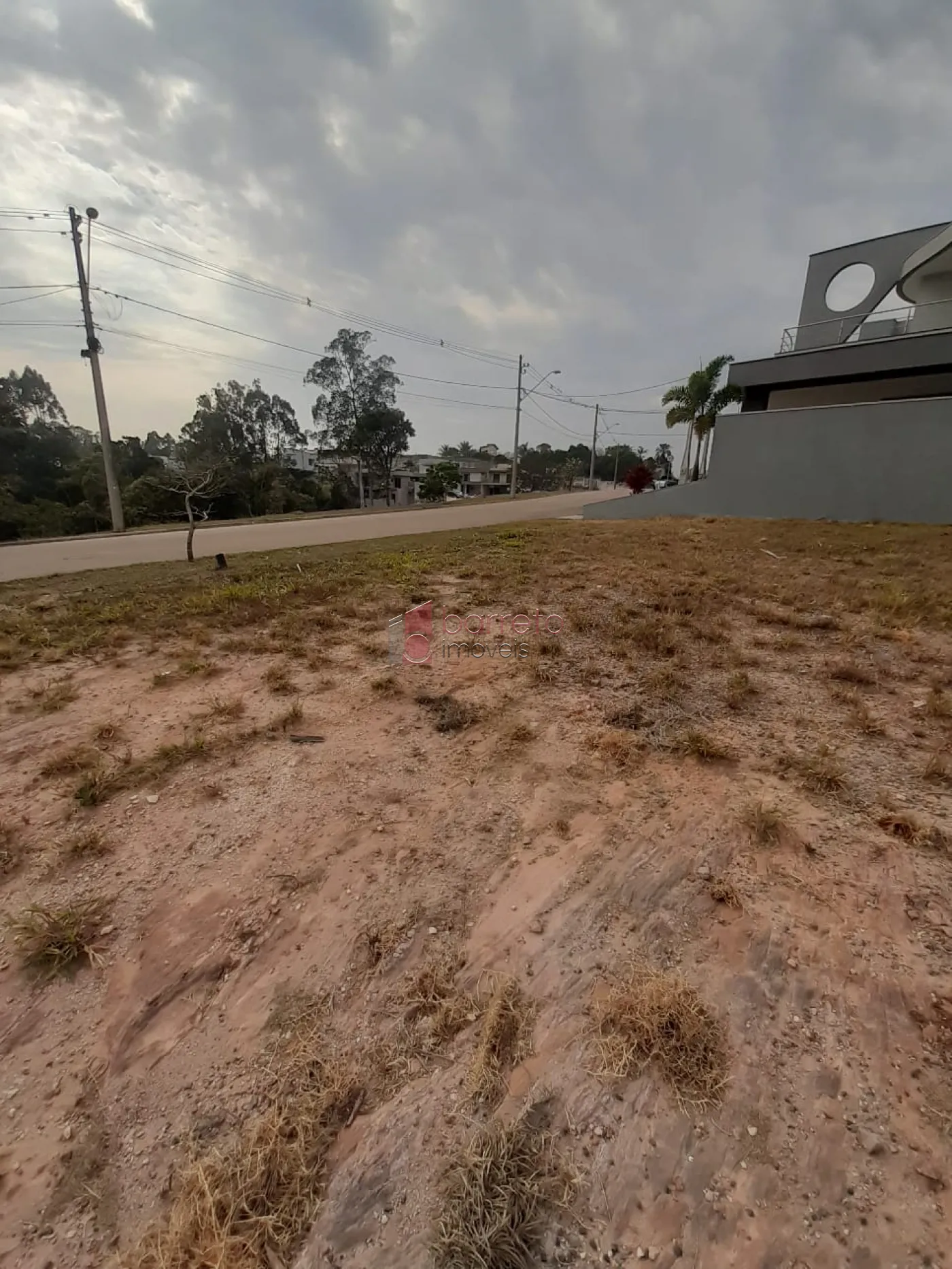 TERRENO À VENDA NO CONDOMÍNIO BELLA VITTÁ EM JUNDIAÍ/SP
