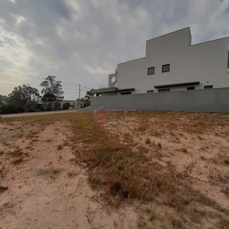 TERRENO À VENDA NO CONDOMÍNIO BELLA VITTÁ EM JUNDIAÍ/SP