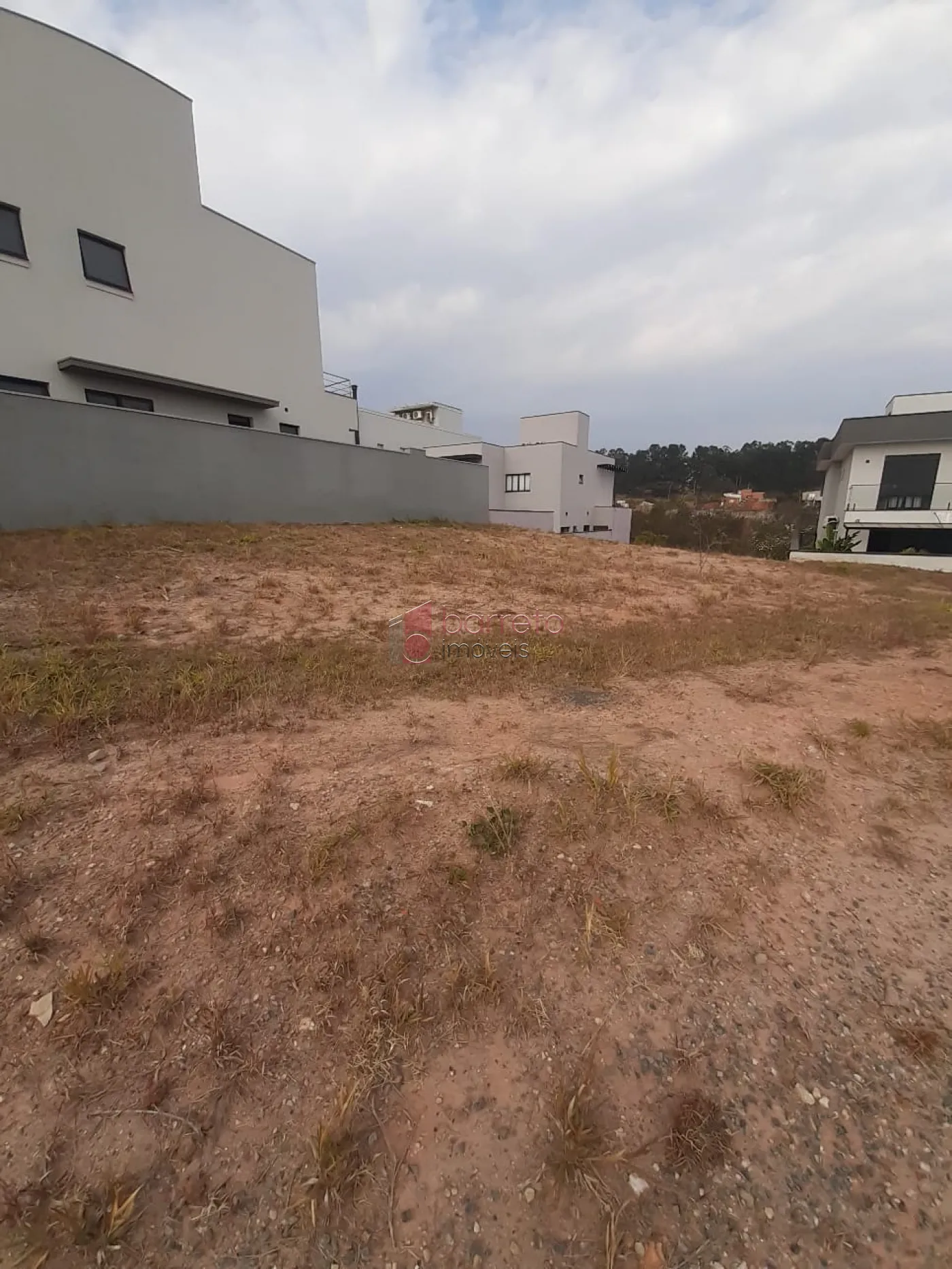 TERRENO À VENDA NO CONDOMÍNIO BELLA VITTÁ EM JUNDIAÍ/SP
