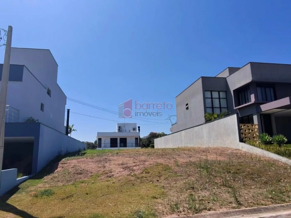 TERRENO À VENDA NO CONDOMÍNIO BELLA VITTÁ EM JUNDIAÍ/SP
