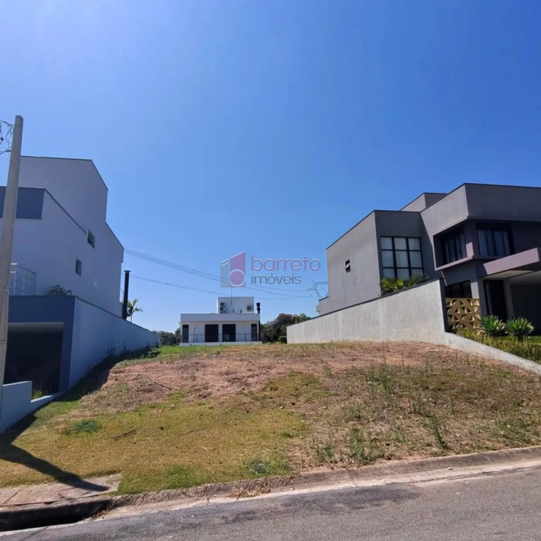 TERRENO À VENDA NO CONDOMÍNIO BELLA VITTÁ EM JUNDIAÍ/SP