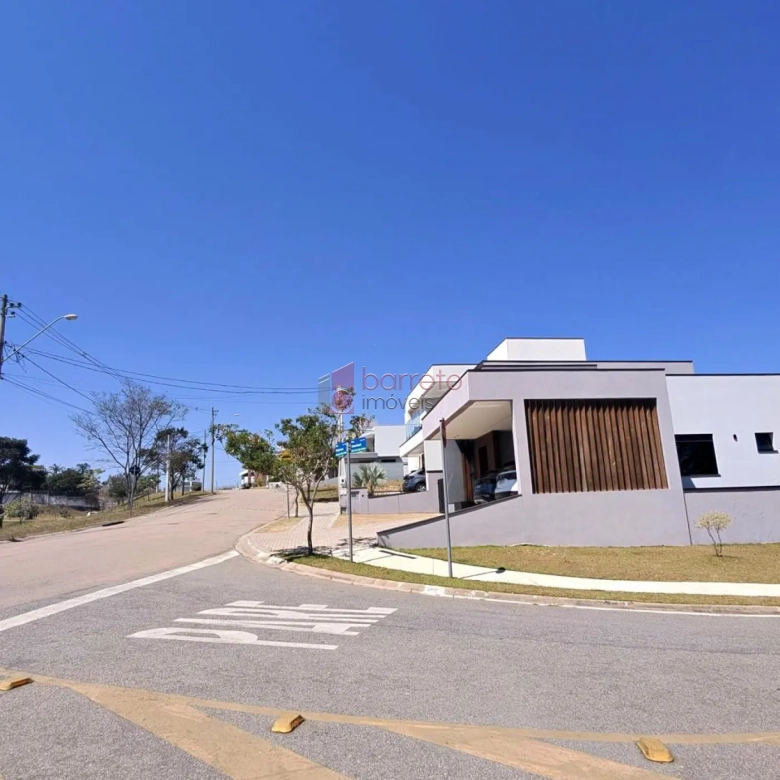 TERRENO À VENDA NO CONDOMÍNIO BELLA VITTÁ EM JUNDIAÍ/SP