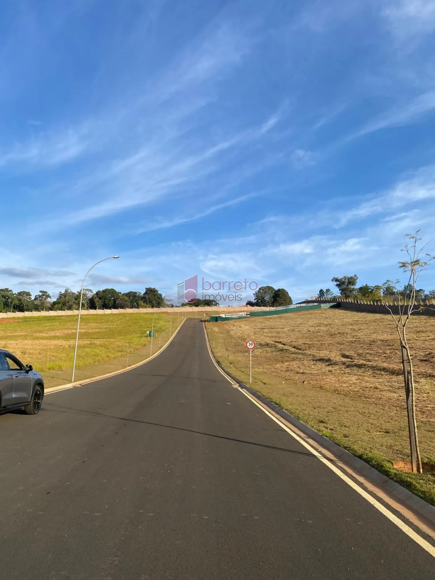 TERRENO À VENDA NO CONDOMÍNIO TAMBORÉ – BAIRRO CAXAMBU – JUNDIAÍ/SP