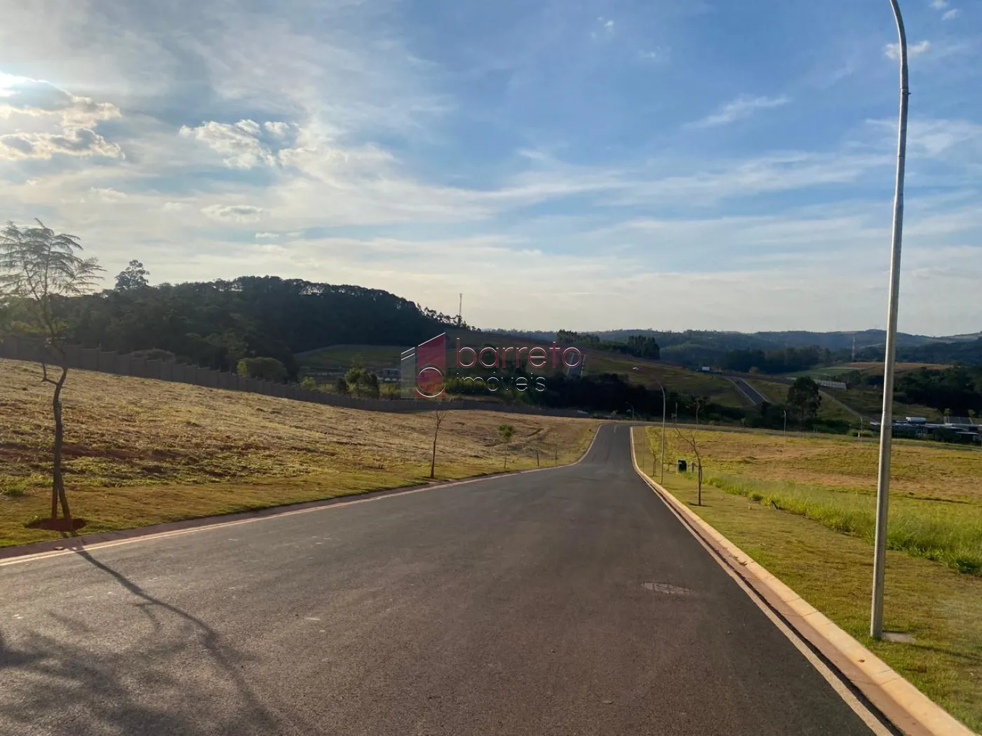 TERRENO À VENDA NO CONDOMÍNIO TAMBORÉ – BAIRRO CAXAMBU – JUNDIAÍ/SP