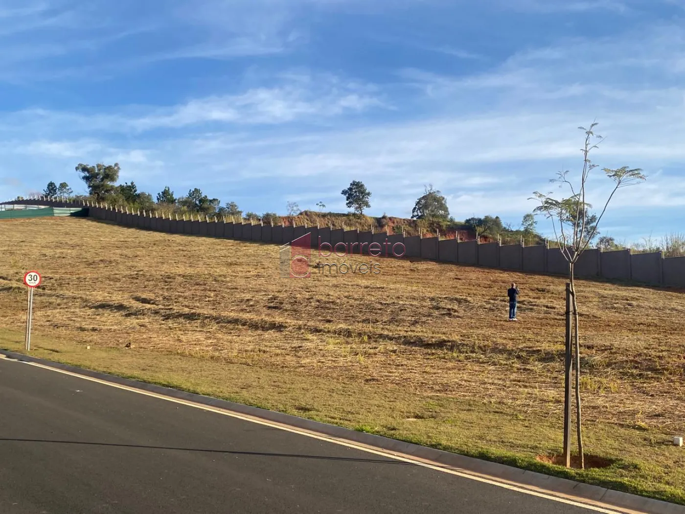 TERRENO À VENDA NO CONDOMÍNIO TAMBORÉ – BAIRRO CAXAMBU – JUNDIAÍ/SP