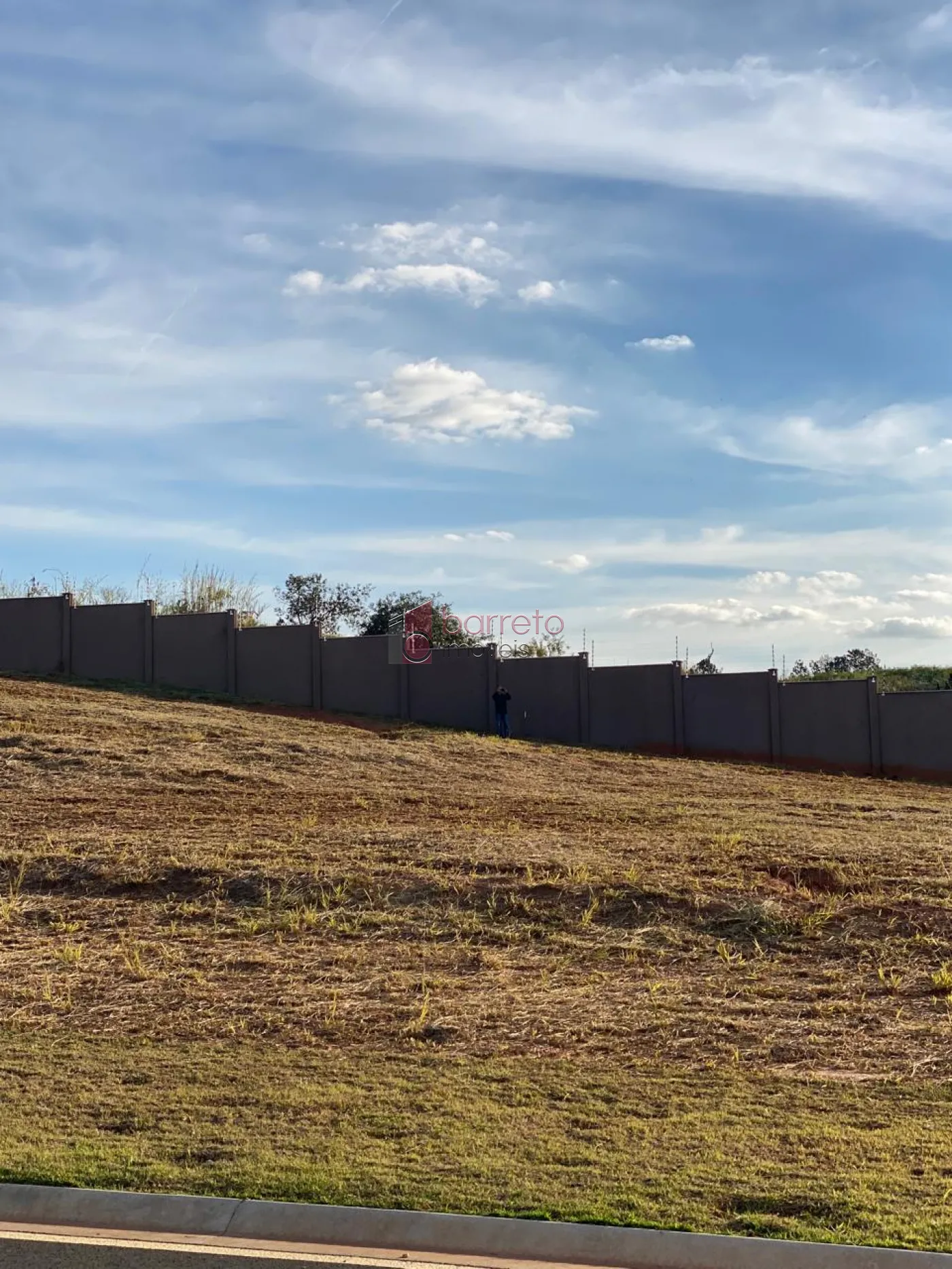 TERRENO À VENDA NO CONDOMÍNIO TAMBORÉ – BAIRRO CAXAMBU – JUNDIAÍ/SP