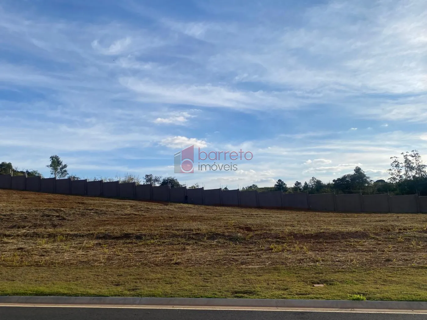 TERRENO À VENDA NO CONDOMÍNIO TAMBORÉ – BAIRRO CAXAMBU – JUNDIAÍ/SP
