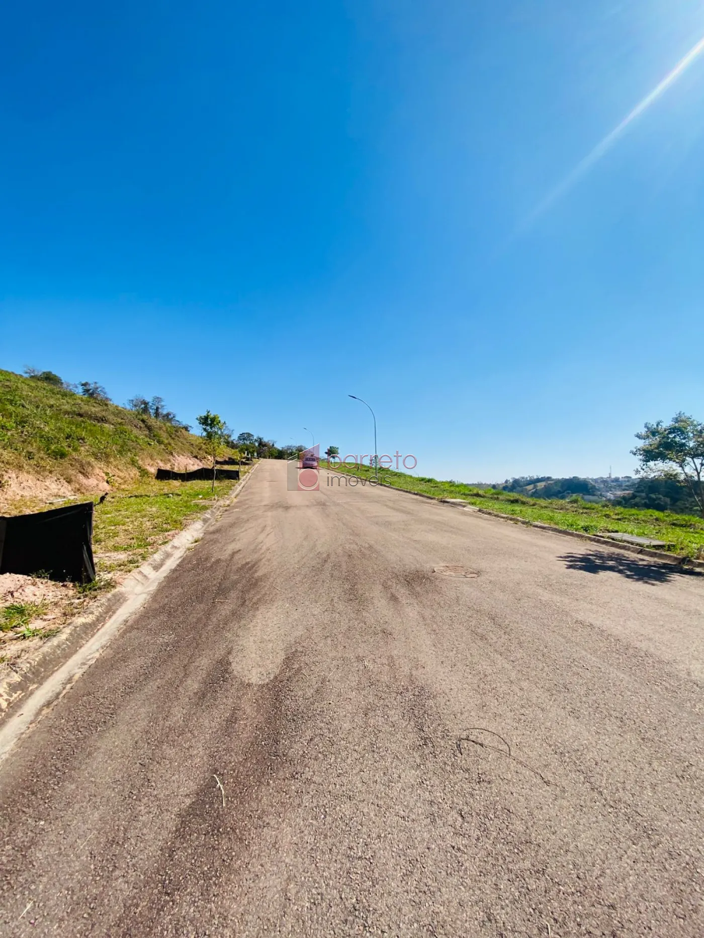 TERRENO À VENDA NO CONDOMÍNIO SANTA ESMERALDA NO BAIRRO CAXAMBÚ EM JUNDIAÍ/SP