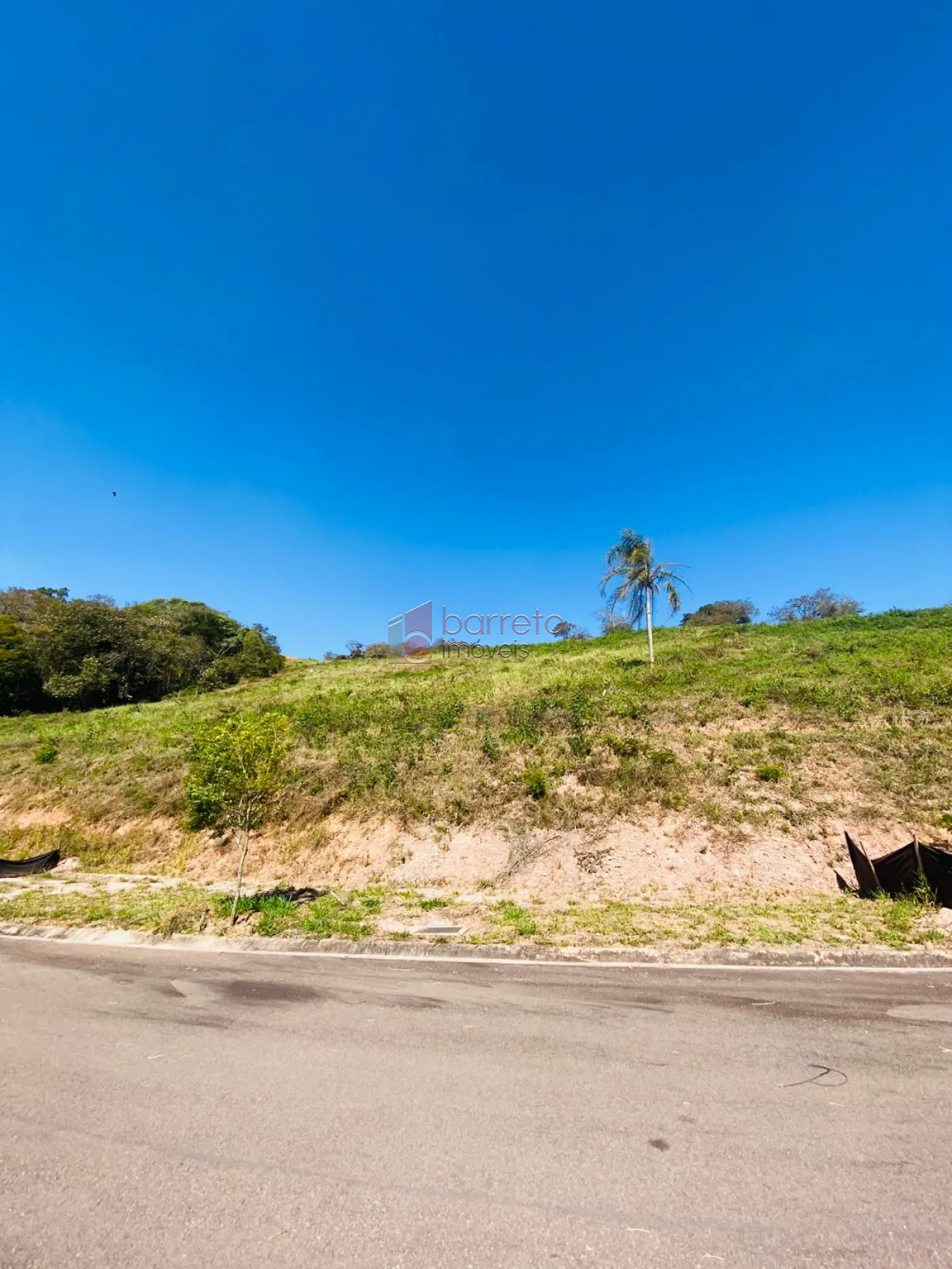 TERRENO À VENDA NO CONDOMÍNIO SANTA ESMERALDA NO BAIRRO CAXAMBÚ EM JUNDIAÍ/SP