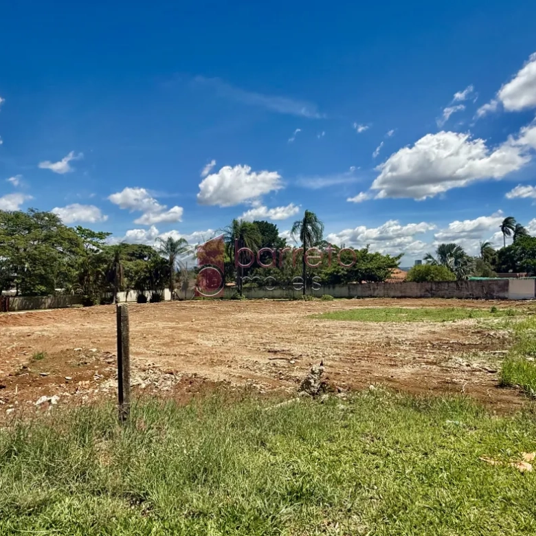 TERRENO  À VENDA NO CONDOMÍNIO CHÁCARA MALOTA EM JUNDIAÍ/SP