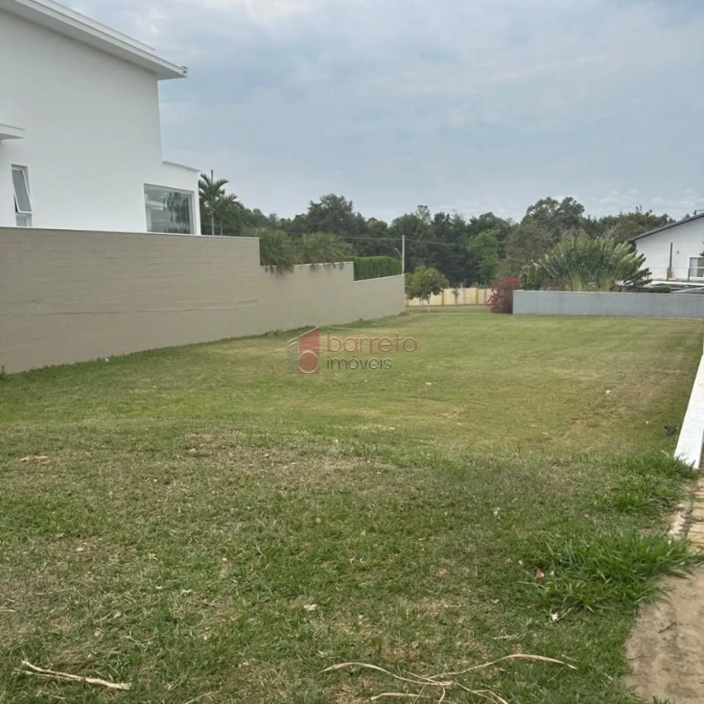 TERRENO À VENDA NO CONDOMÍNIO RESERVA DA SERRA EM JUNDIAÍ/SP