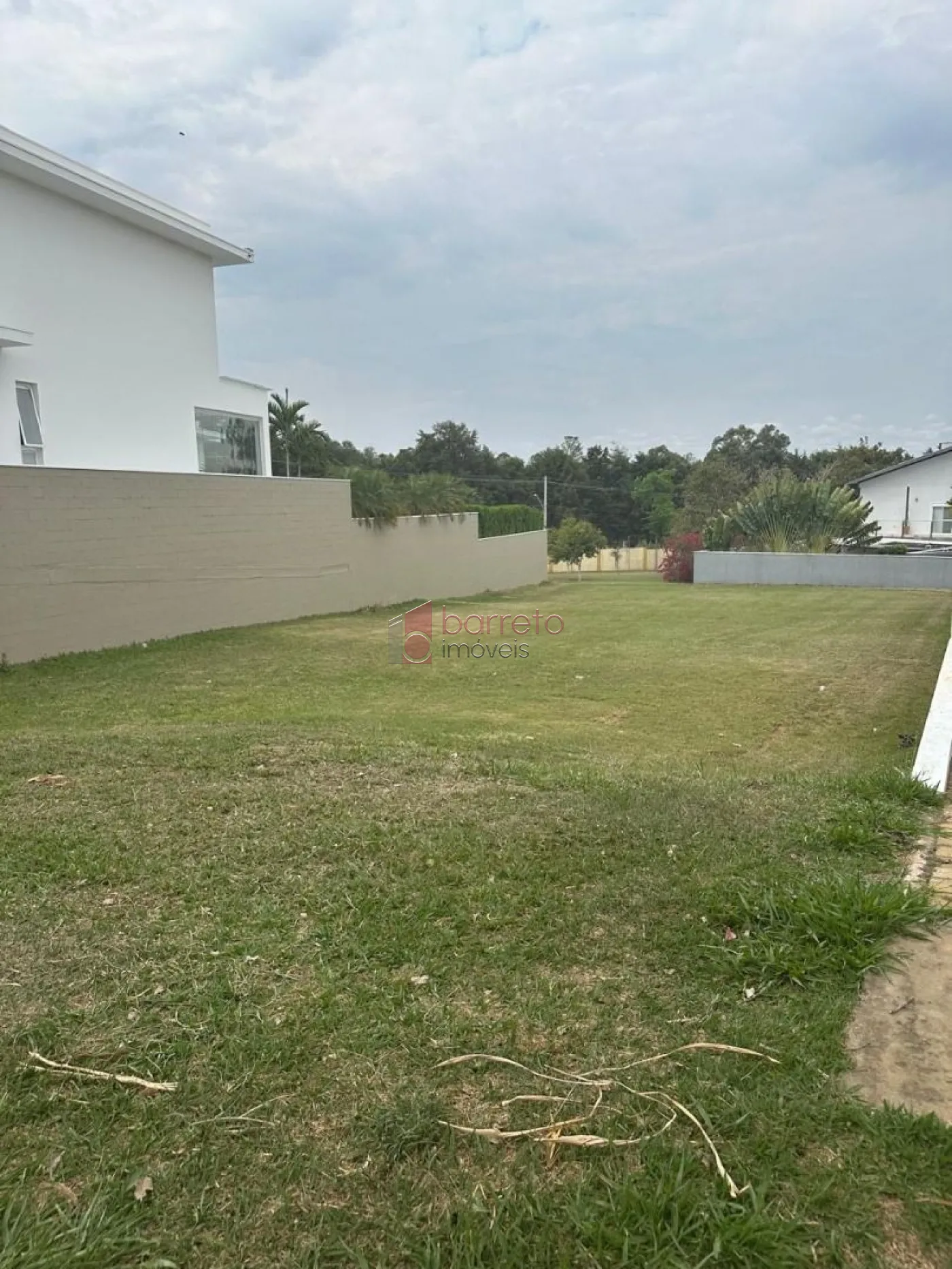 TERRENO À VENDA NO CONDOMÍNIO RESERVA DA SERRA EM JUNDIAÍ/SP