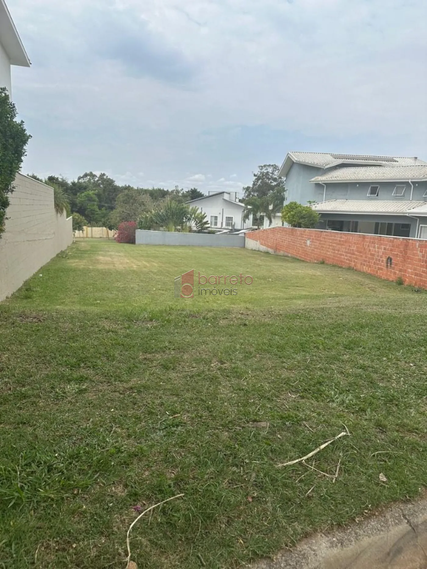TERRENO À VENDA NO CONDOMÍNIO RESERVA DA SERRA EM JUNDIAÍ/SP