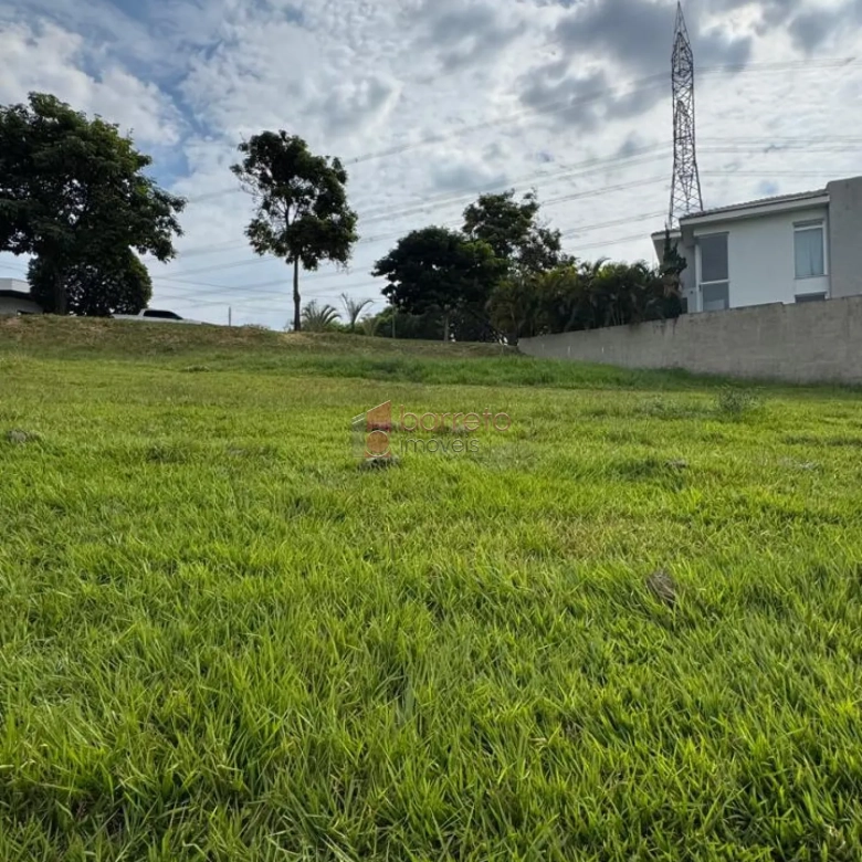 TERRENO À VENDA NO CONDOMÍNIO RESERVA DA SERRA EM JUNDIAÍ/SP