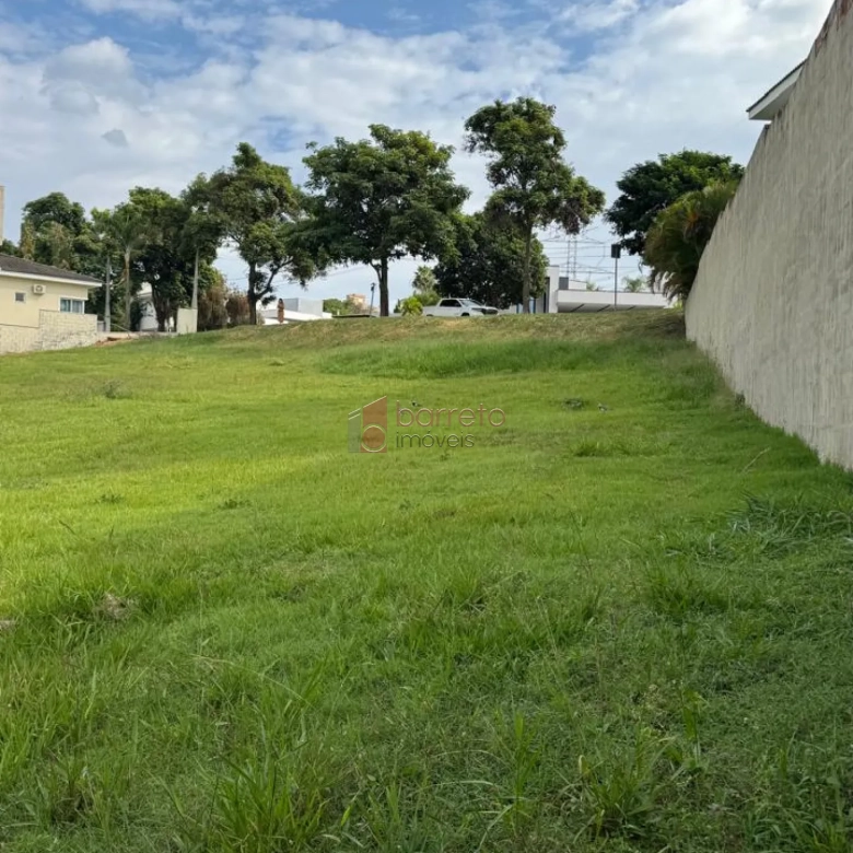 TERRENO À VENDA NO CONDOMÍNIO RESERVA DA SERRA EM JUNDIAÍ/SP