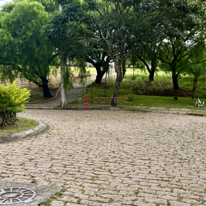 TERRENO À VENDA NO CONDOMÍNIO RESERVA DA SERRA EM JUNDIAÍ/SP