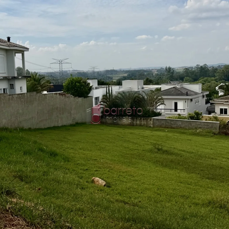 TERRENO À VENDA NO CONDOMÍNIO RESERVA DA SERRA EM JUNDIAÍ/SP