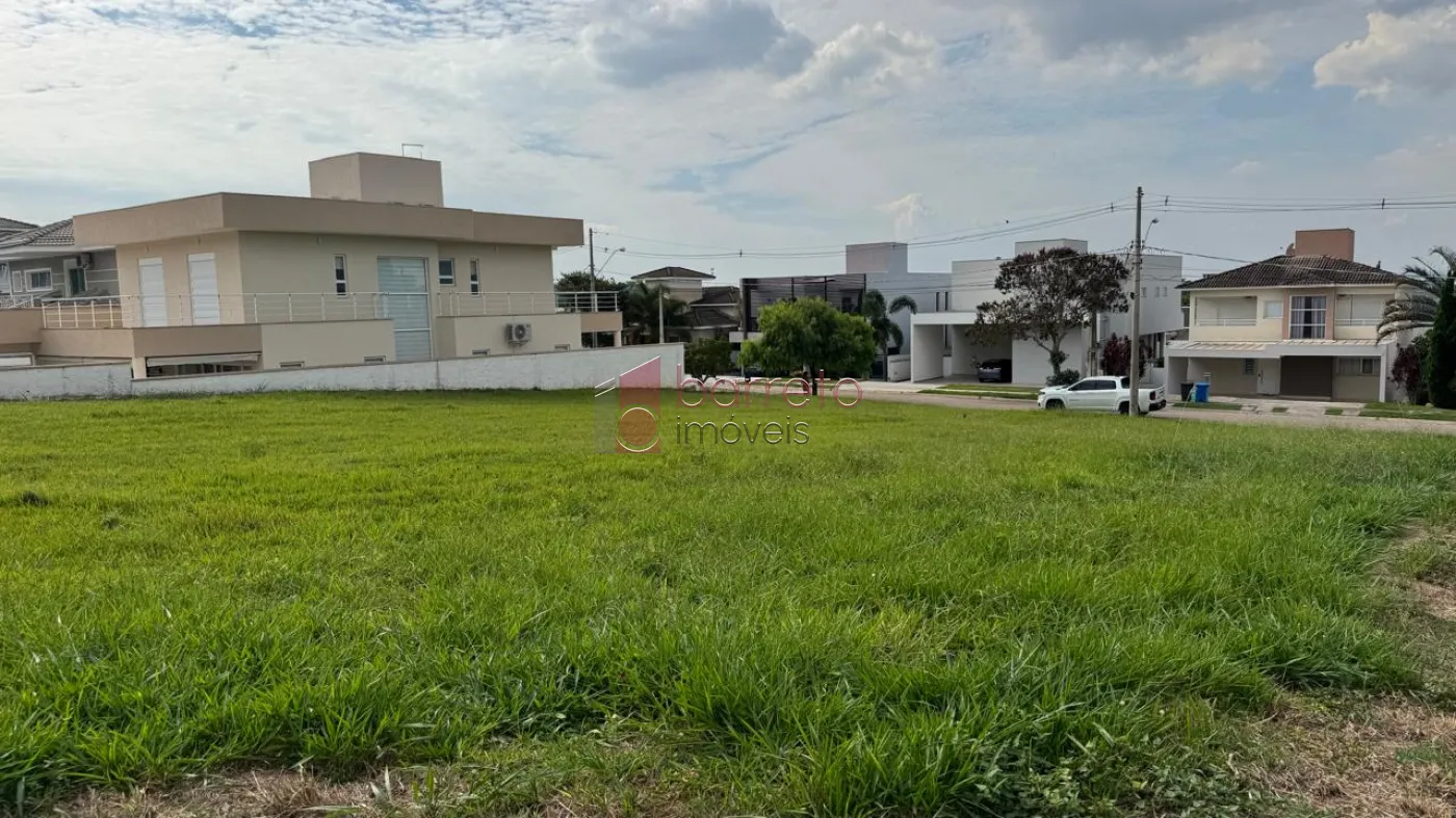 TERRENO À VENDA NO CONDOMÍNIO RESERVA DA SERRA EM JUNDIAÍ/SP