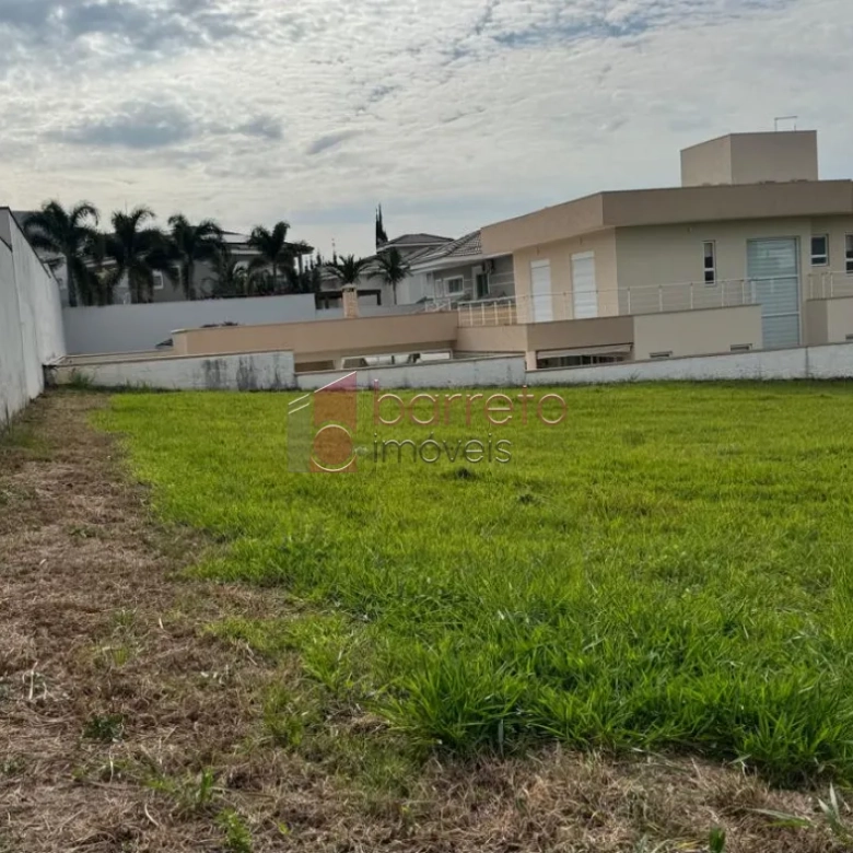 TERRENO À VENDA NO CONDOMÍNIO RESERVA DA SERRA EM JUNDIAÍ/SP