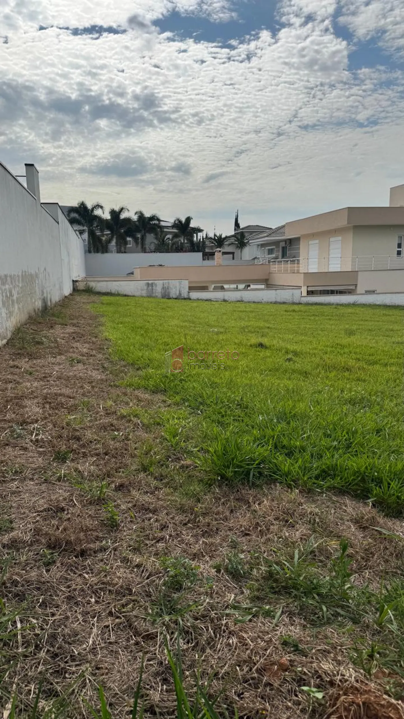 TERRENO À VENDA NO CONDOMÍNIO RESERVA DA SERRA EM JUNDIAÍ/SP