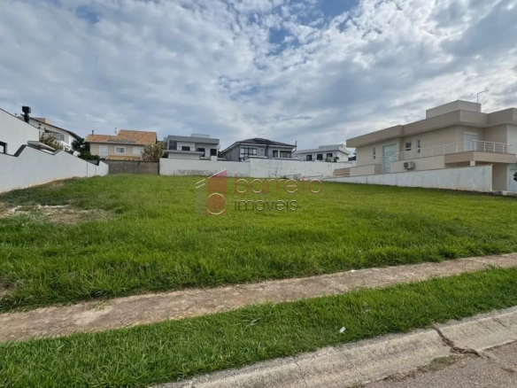 TERRENO À VENDA NO CONDOMÍNIO RESERVA DA SERRA EM JUNDIAÍ/SP