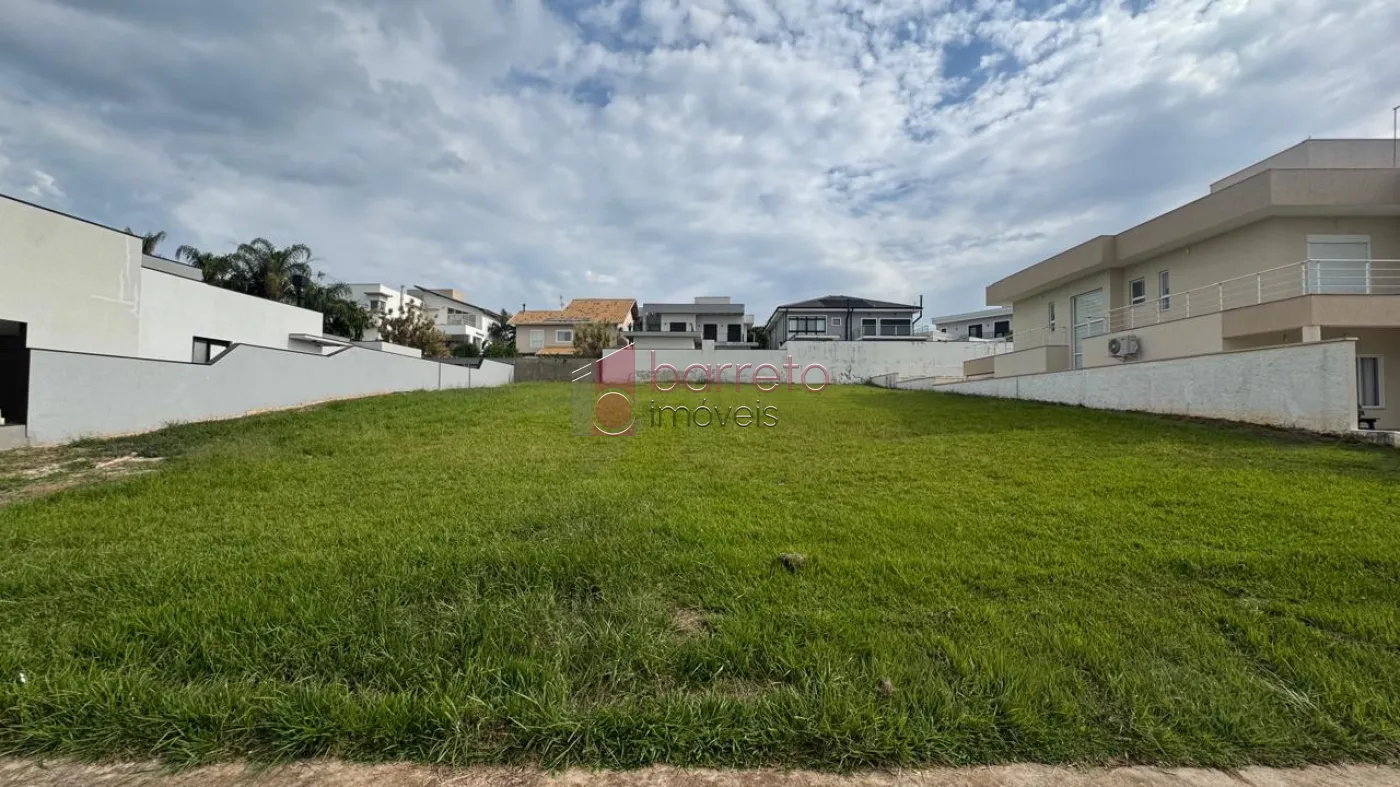 TERRENO À VENDA NO CONDOMÍNIO RESERVA DA SERRA EM JUNDIAÍ/SP