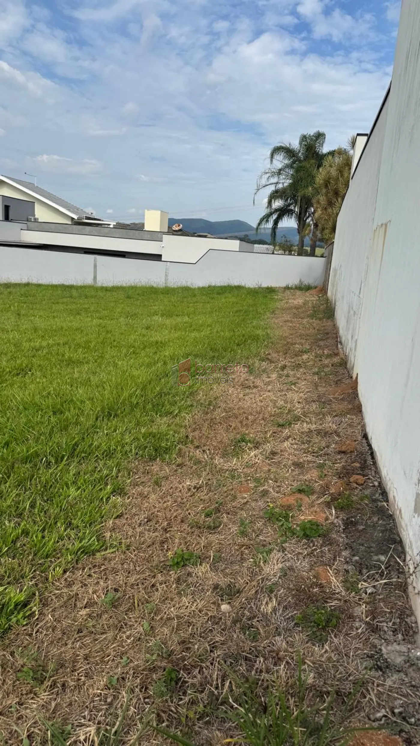 TERRENO À VENDA NO CONDOMÍNIO RESERVA DA SERRA EM JUNDIAÍ/SP